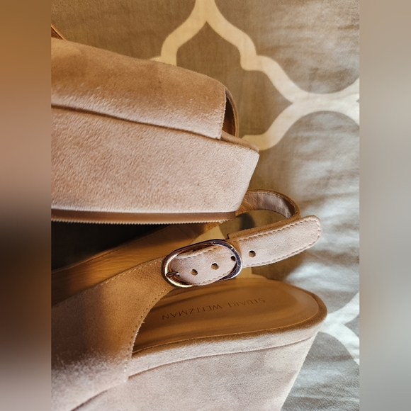 *NWOT Stuart Weitzman Rinna Suede Slingback Peeptoe Wedges size 9 - Picture 8 of 10